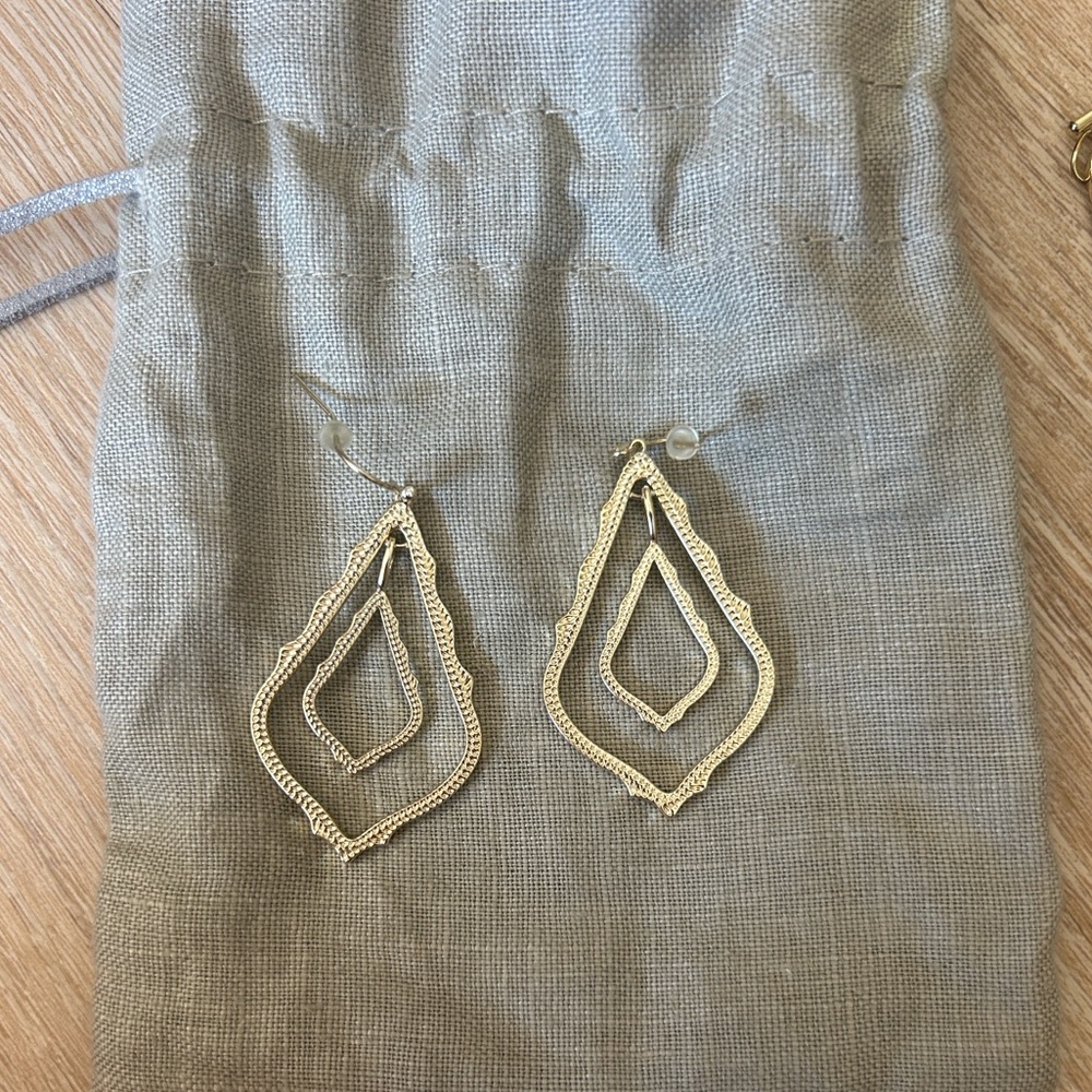 Kendra Scott Simon Drop Earing